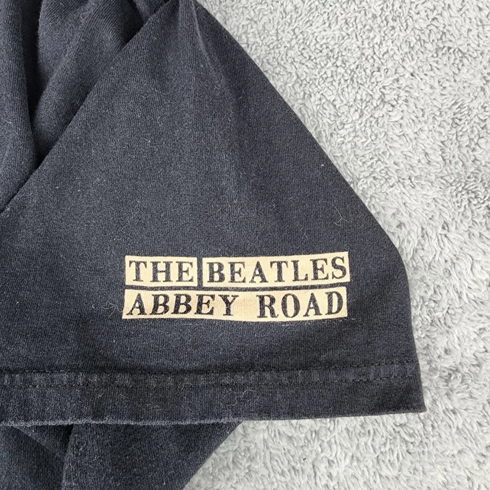 The Beatles Shirt Mens 2XL Black Abbey Road Crosswalk Graphic Band Tee Y2K 2005 - Picture 5 of 9